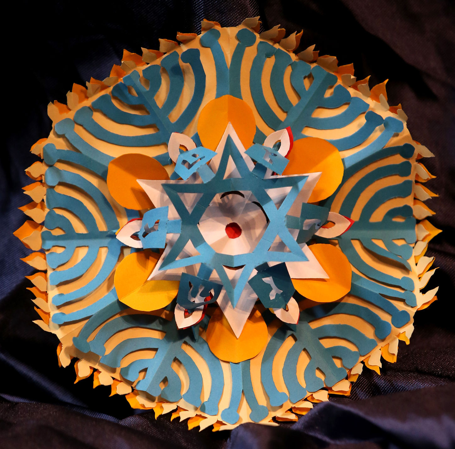 121217-snowflake-man-010
